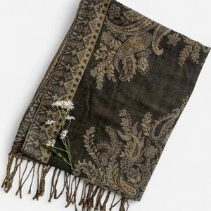 Vintage paisley shawl scarf